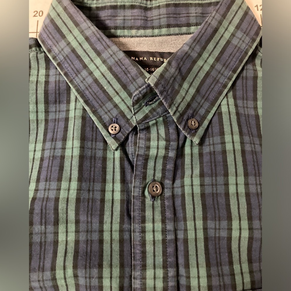 Banana Republic Men’s Large Blue/Green Button‎ Down Shirt